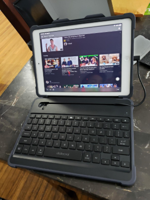 #Dodocool MFi Certified Detachable Smart Keyboard is good for typing if you need to use the iPad to do office work. It can provide a durable cover for everyday protection.