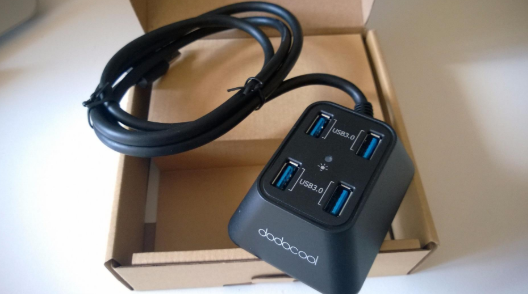 If you need a solution to plug in multiple USB devices to the mains plug socket, you can't miss #Dodocool Mini Portable 4 Ports SuperSpeed USB 3.0 Hub. Moreover, it has a blue led light to let you know it is working.