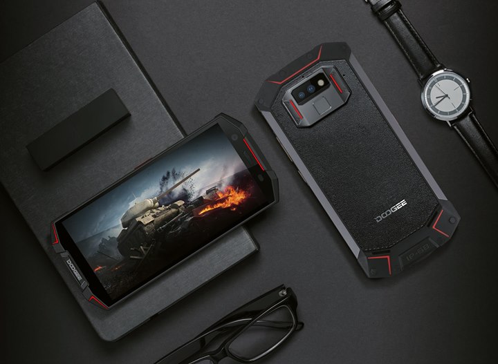 Introducing DOOGEE S70 which is World’s First Gaming Rugged Smartphone——Waterproof ,Dustproof  and Shockproof——for your exciting mobile professional gaming adventures indoors & outdoors.