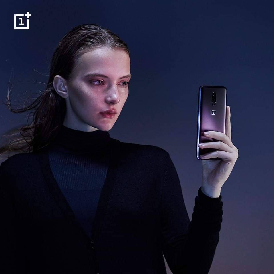 Inspired by the brilliance of lightning and the power of thunder. Don’t miss your chance to own the new #OnePlus6T in Thunder Purple.