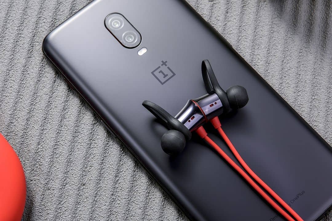 Blasting music just got easier with our #OnePlus Bullets Wireless. Seamlessly pair them with the #OnePlus6T 😎 #OnePlus #UnlockTheSpeed #NeverSettle #TeamAndroid #lifestylephotography #productphotography Get $20 OnePlus voucher (coupon €/£/1000?)on Accessories...