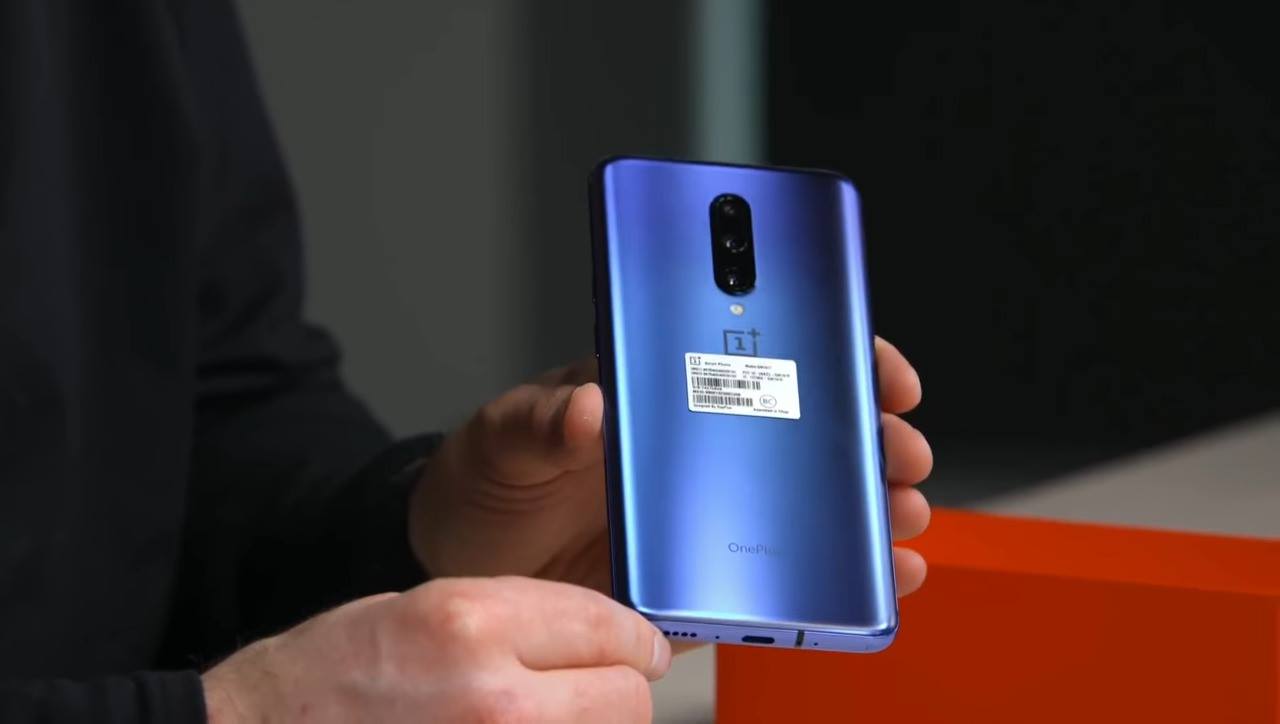 OnePlus 7 Pro unboxing Get $10 (€/£/₹500) accessories voucher!