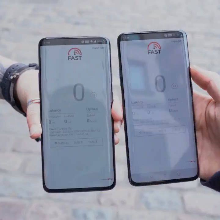 4G vs 5G Speed Test! (#OnePlus7Pro 4G vs 5G on @EE outdoors in Covent Garden, London) #5GEE credit @supersaf... Follow @one.plus.fans