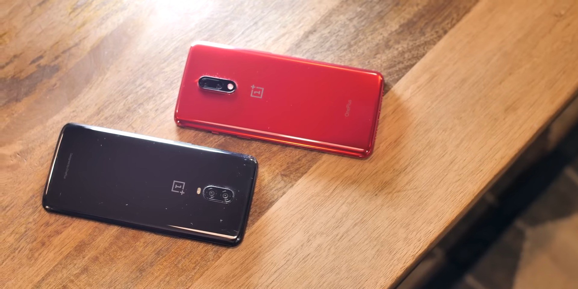 OnePlus 7 unboxing Follow @one.plus.fans