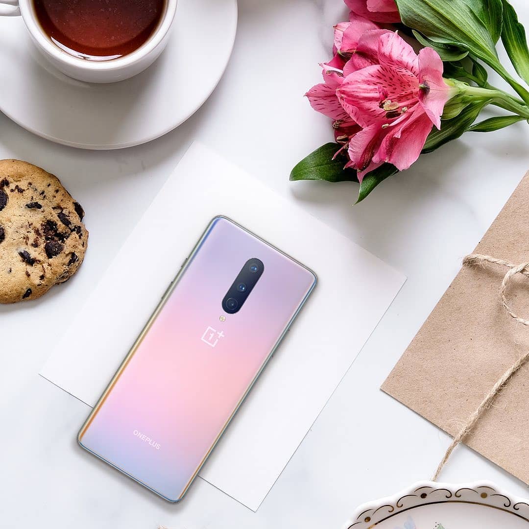 We’re all about making mom smile ✨ Happy Mother’s Day 💖 #OnePlus8Series Follow @oneplus.fans.club 