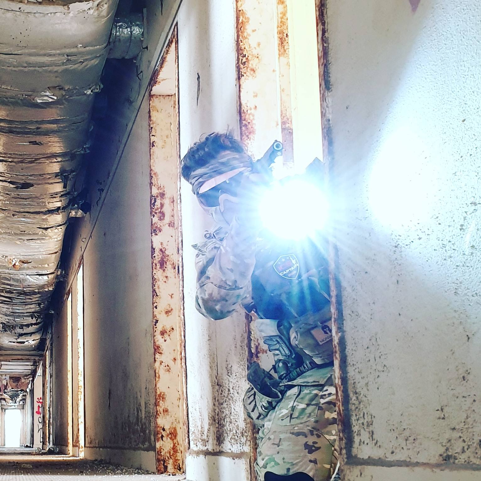 Equipped with Nitecore tactical flashlight,not only used as a device for self-defense ,but also can be a helping tactical assistant to let your enemy down. 💥💥💥 #Nitecore #flashlight #LED #tactical #light #outdoor #airsoft #beam #strobe #lumen