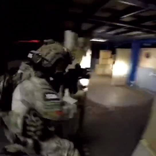 #Review Lights up, Enemies down.How to use your MH40GTR on airsoft CQB. Let's check.