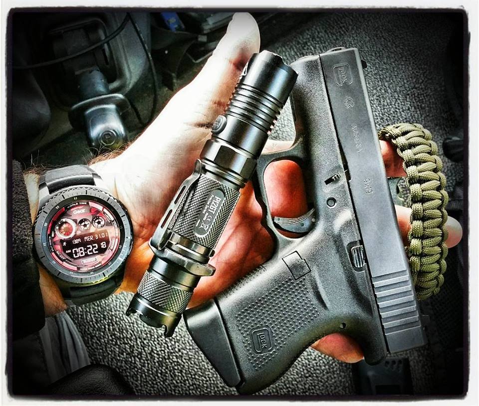 #Repost Your powerful EDC flashlight, Your reliable security guy.😏😏😏