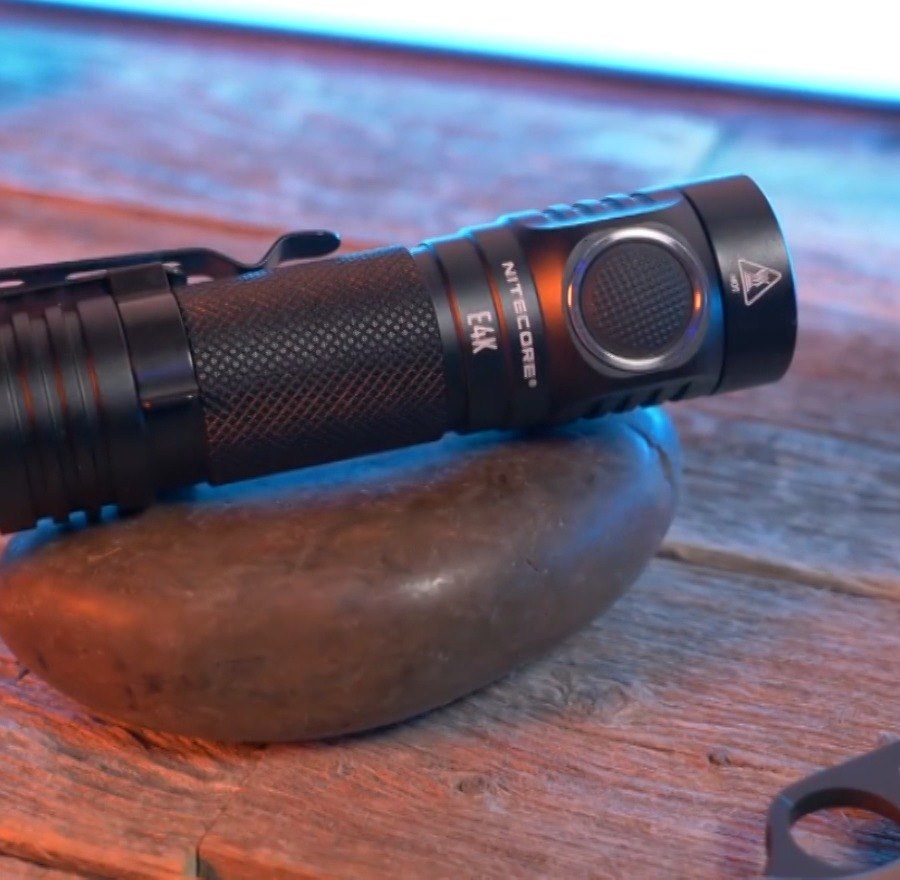 Can you believe this flashlight can emit a max output of 4400 lumens in such a small body?