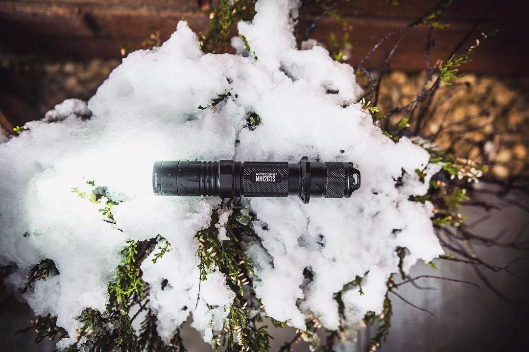 🔥 The Best Selling Tactical Flashlight We Have 👉 www.tomtop.com Used by thousands of first responders, this is the best all-round tactical light and here's why: ✓ Super bright 1800 lumen beam...