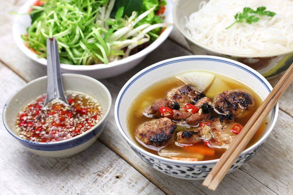 When in Rome, do as the Romans do. When in Hanoi, try out bún chả - a dish of grilled pork and noodle. Capture the moment when you try it for the first time, before you take it in! Do so with Toshiba. We take honour in storing these precious moments for you. 