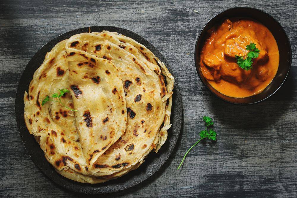 Parotta, a layered flatbread, is a common street food in southern India. Dipping it with chicken curry is one of the best treats. Let a Toshiba SD card help you immortalize the great taste you experience in all parts of the world. 