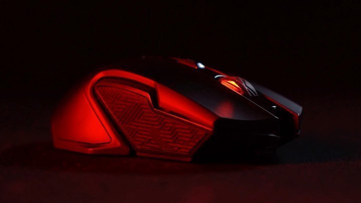 VENOM WGC1  is a wireless pro-gaming mouse with  2.4Ghz wireless connector and 10M wireless distance to ensure the stable connection of your mouse.  Battery up to 50 hours, and it's rechargeable. Complete with RGB Lighting Color, and 2400 DPI. With a Pixart 3212 sensor, you’ll have all the accuracy you need to crush the competition.  Designed with the finest silicon grip to keep you comfortable during those long nights of gaming.