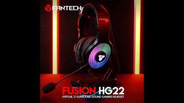 Experience Virtual 7.1 surround sound with FANTECH FUSION HG22 featuring Running RGB lighting effects. Equipped with remote control, you can easily control your volume and change RGB lighting effects. FUSION HG22 designed detachable microphone that makes you quickly and easily detach the mic to enjoy your games or listen to music.