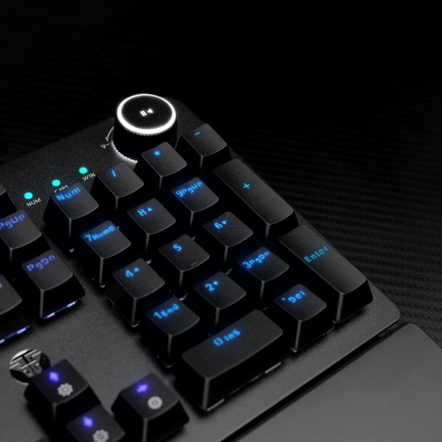 Easily and quickly control your game's volume, without even removing your hands from the keyboard.