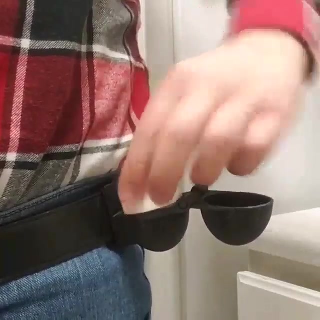 Tactical belt-mounted egg holster