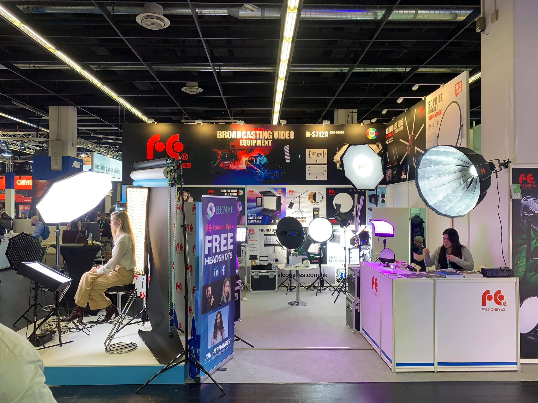 Tomorrow will be the last day of 2018 photokina! Come to our booth to collect your free gift!