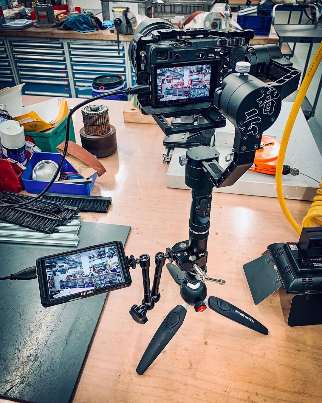 Gimbal Action with @zhiyun_tech and @feelworld_monitor F5 5'' field monitor- @sonyalpha 6500 and @smallrigchina 🎬😎👍🏻 