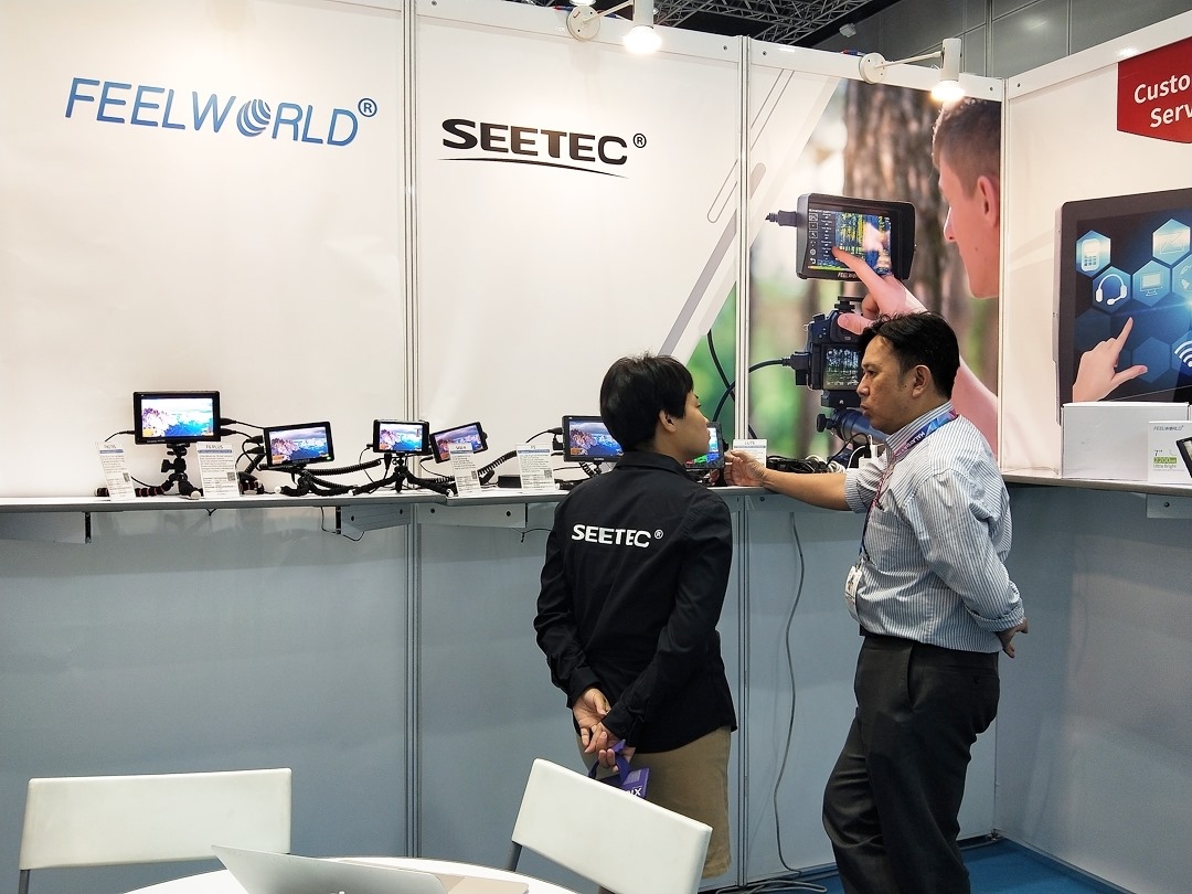 Last day at MaPLE2019, don't miss to experience FEELWORLD newest field monitor, LUT 7 7 inch 3D LUT touch screen field monitor with waveform, vector scope.