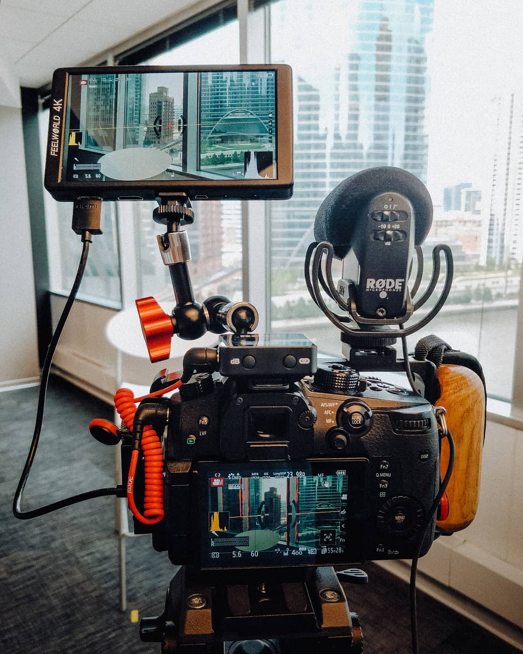 Functional setup: FEEIWORLD F570 5.7'' moniotor &  Panasonic GH5