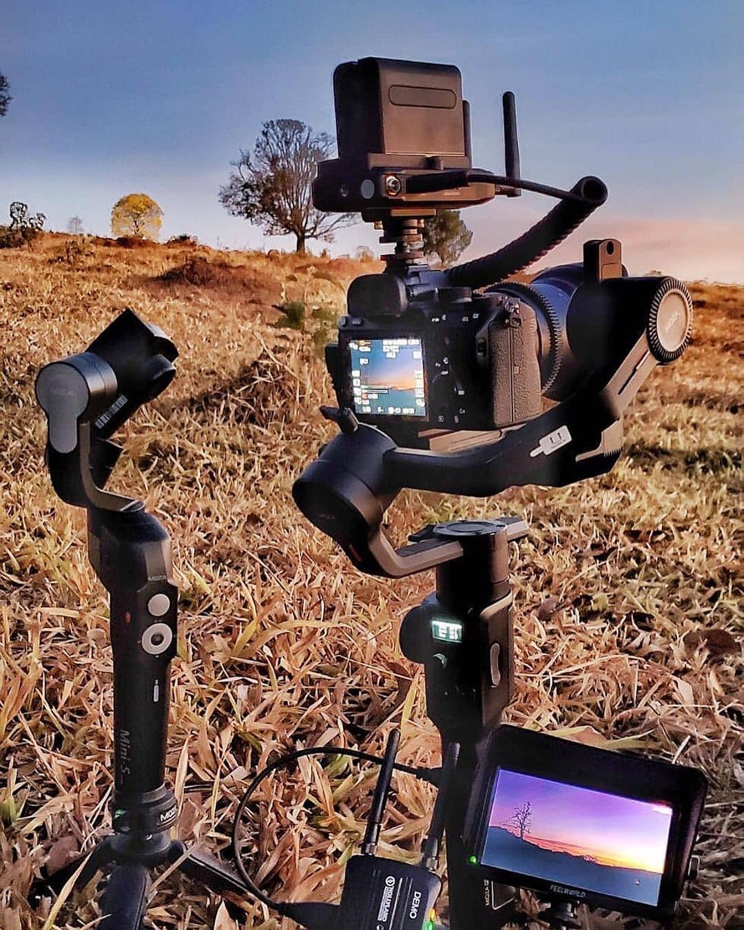 Looks like it’s a good day for outing and capturing the beauty of the season. That’s why it takes two gimbals to shoot! 