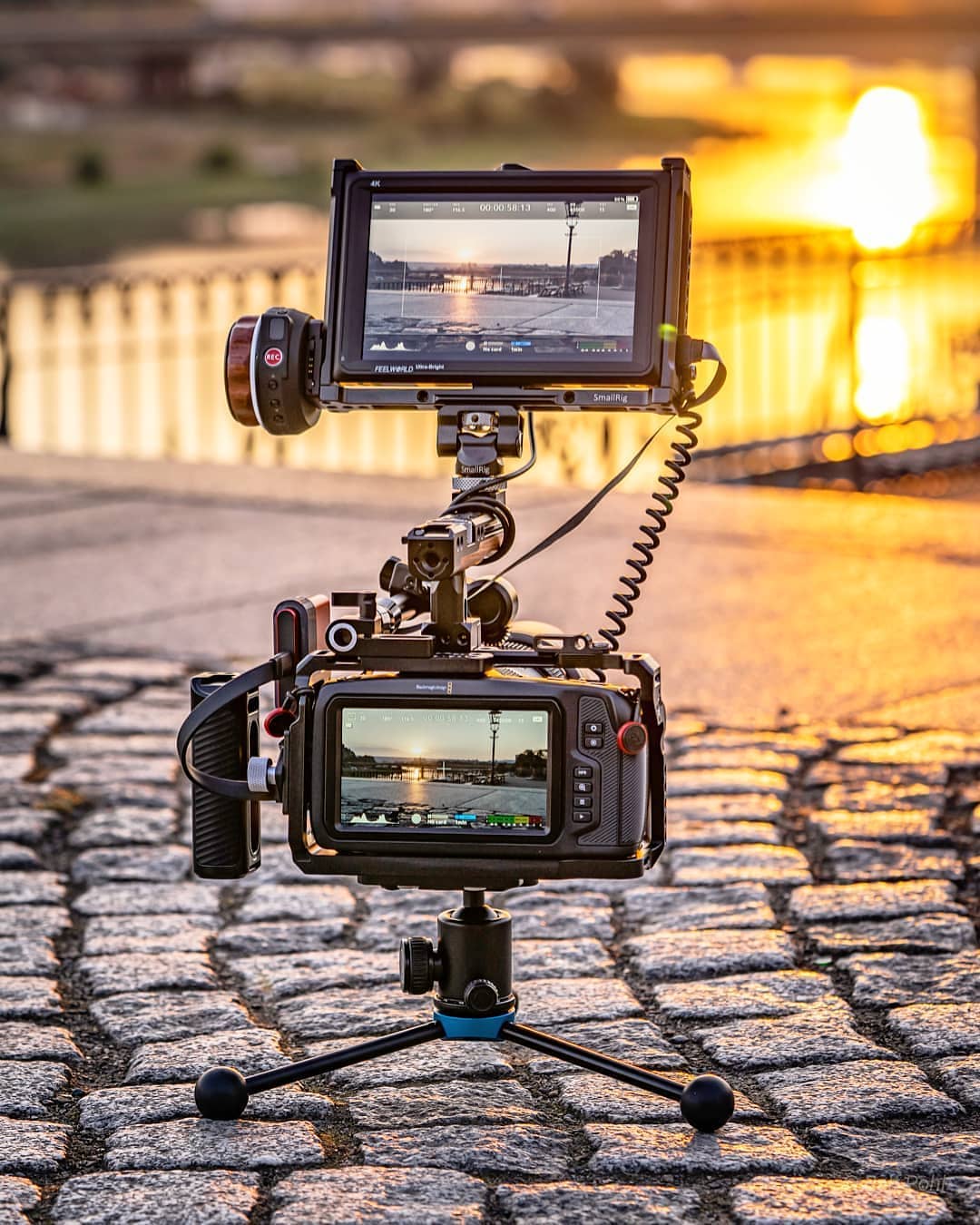 Sunrise in Dresden with bmpcc6k , FEELWORLD FW279 7" ultra bright 2200nit daylight viewable monitor. 📸By @cam3rarig