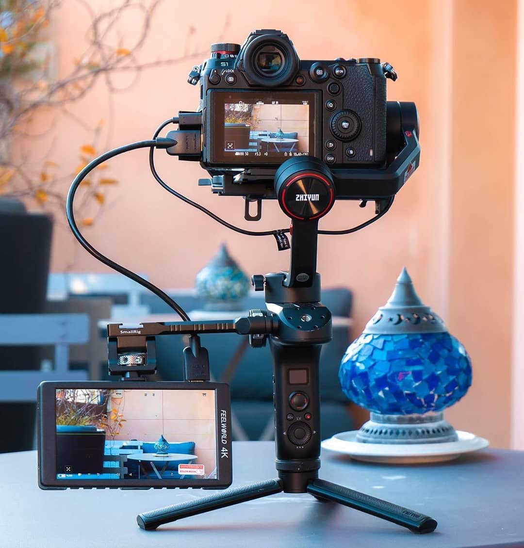 What's your favorite video setup friends?😃 We thought to show you @dspeciale.jpg equipment: