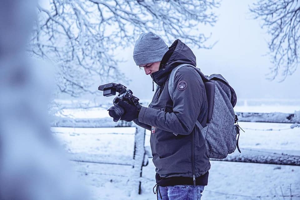 SHOOTING.SNOW.IS.FUN.