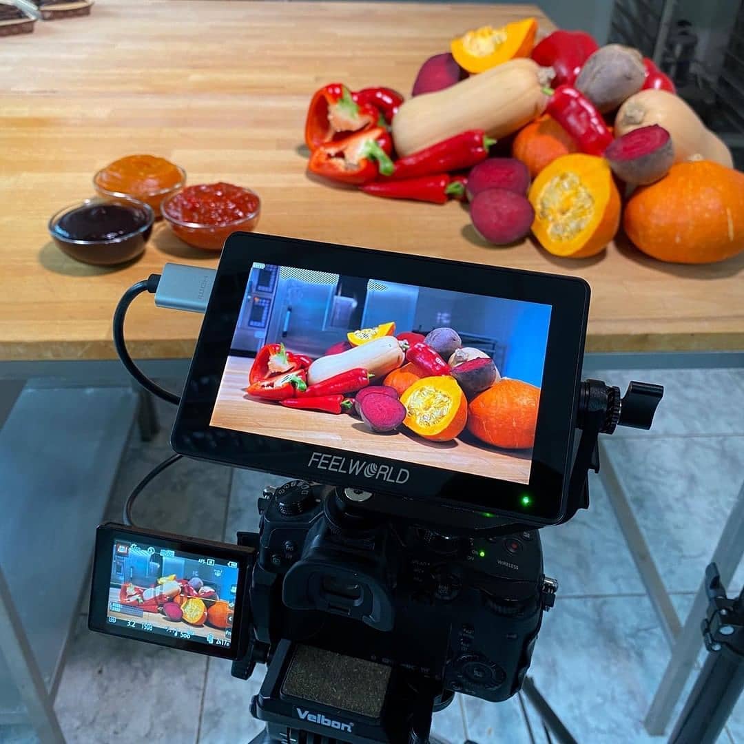 Another in a series shooting in Zeelandia Czech Republic 🌶🍠🫑😁  Confidence focus with FEELWORLD F6 PLUS 5.5" camera monitor, touch easy to setup, able to load custom LUTs. 📸By @roman_nataci_videa... 🙌 Learn more/order FEELWORLD products: