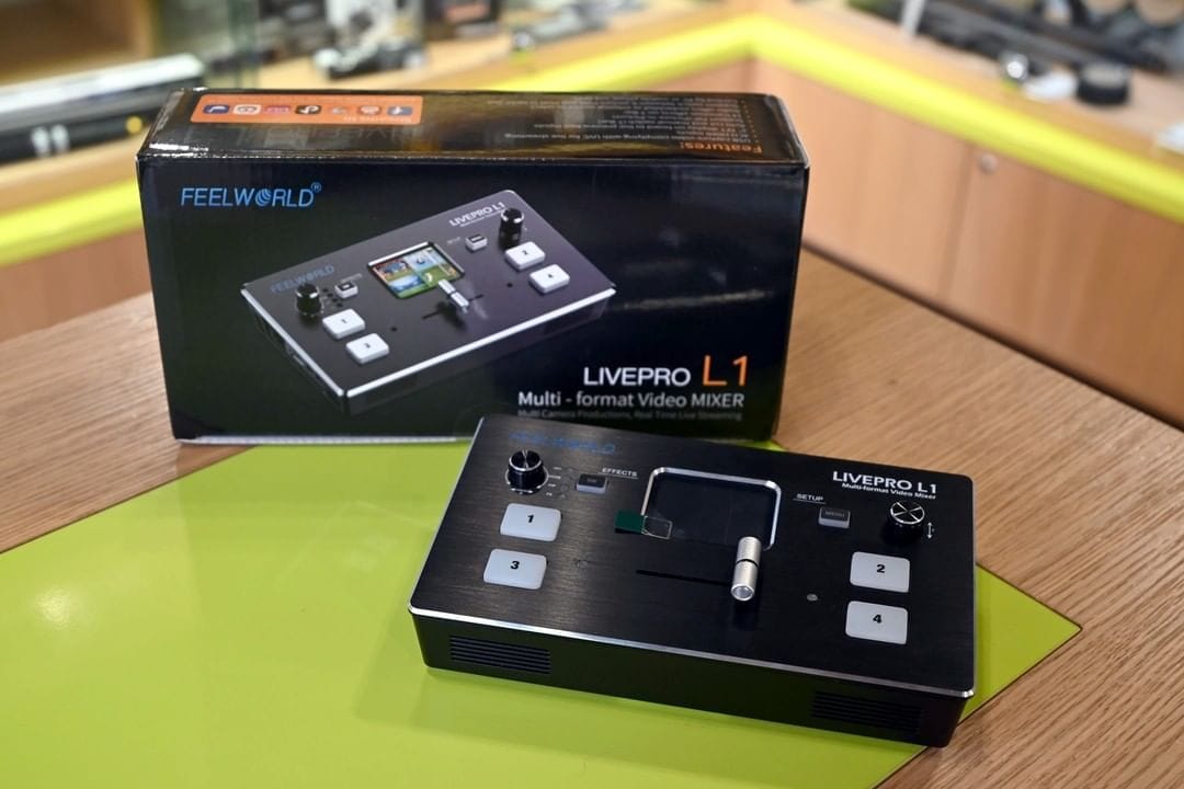 Compact solution for Full HD multi-camera live broadcast - Feelworld LIVEPRO L1 video switcher connects up to 4 devices via HDMI inputs.  ▶ Direct control via its own control panel or advanced options via PC, via optional software.  ▶ Built-in 2-inch display for simultaneous monitoring of up to 4 of HDMI input signals... 📸By @photosynthesisbg