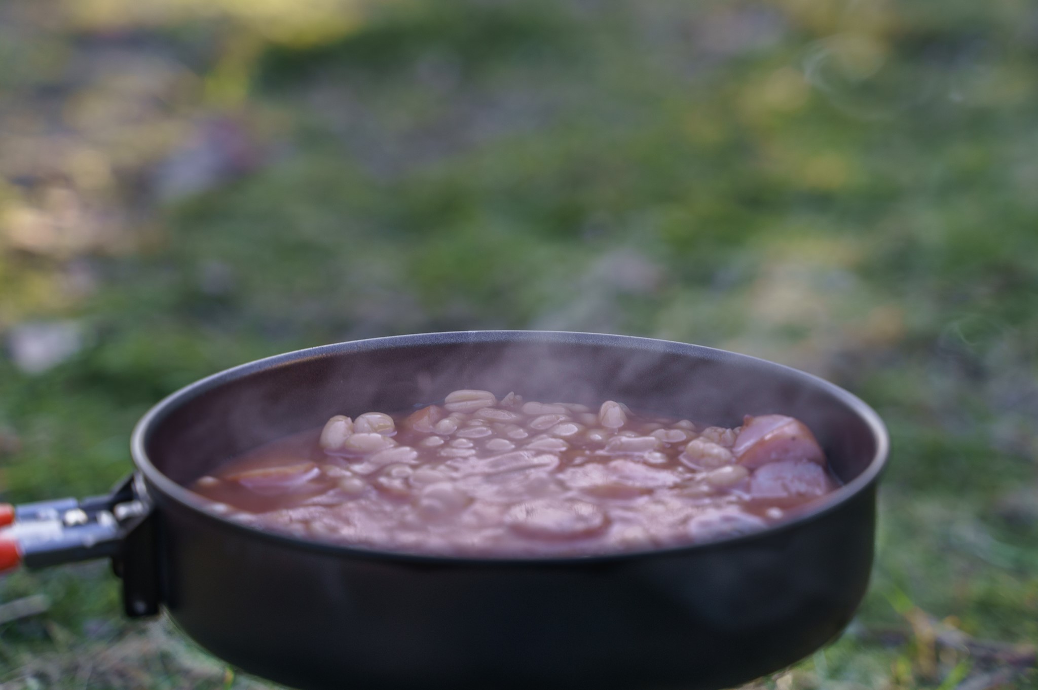 Here's an important life question, do you like chili with beans or without? 🌶️🥘