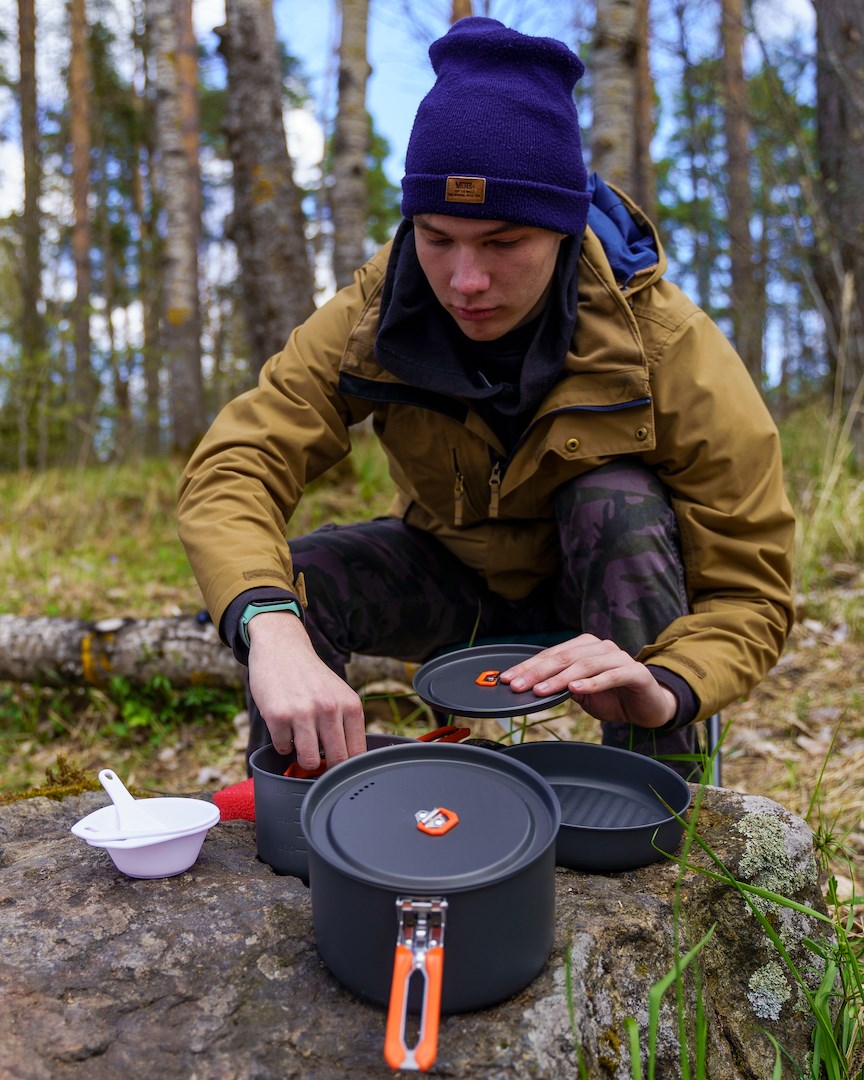 Versatile and durable camp cook-set!