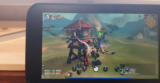 Many friends ask me whether can GPD Win1(X7-8750) play WOW classic.