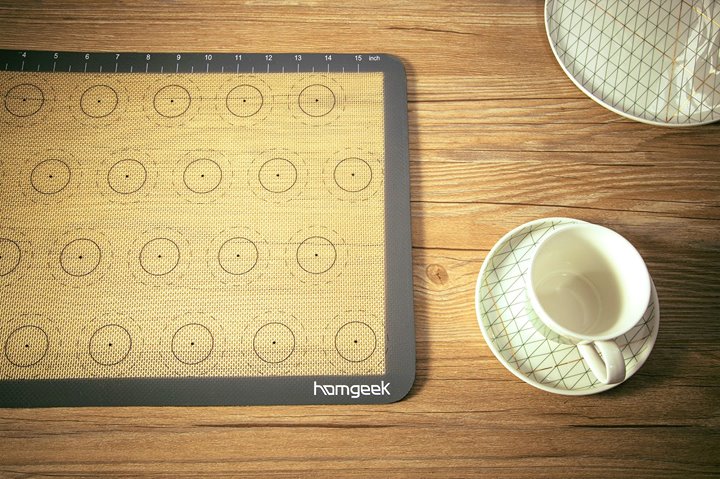 #Homgeek Silicone Baking Mat will become a favorite go-to in the kitchen. Using it and open a whole new way to bake😎