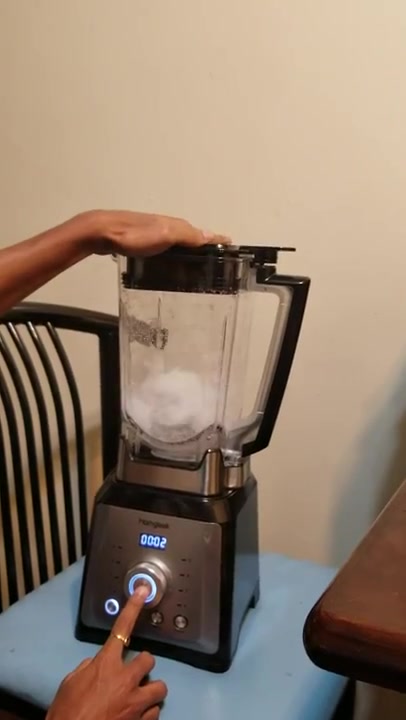 #Homgeek Professional Countertop Blender crushes ice so easily and you can get shave ice very easily. It has 4 Pre-programmed Settings& 8 Speeds Control, can meet your various needs😎