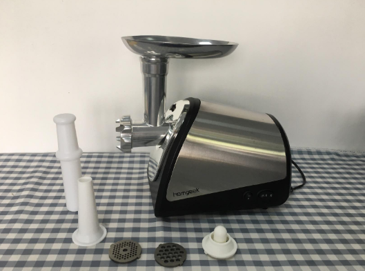 #Homgeek Electric Meat Grinder can cut meat, vegetables and make sausages, which can meet your different needs. It is indispensable in your kitchen😎