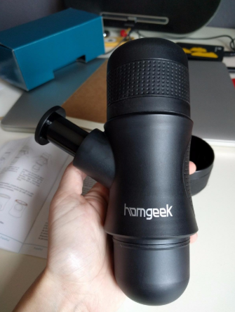 #Homgeek Mini Portable Espresso Maker is a good option to make coffee if you go camping. It has an adequate size to take it wherever you want and the grip is comfortable.  You just have to prepare a bottle of hot water, then you will get delicious coffee😎