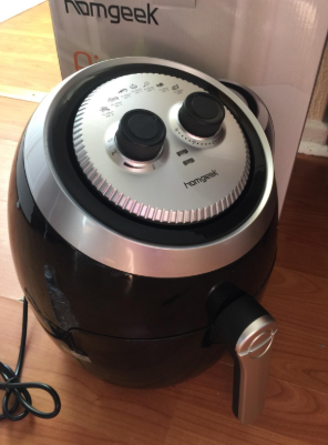 Thanks for the photo of our customer kana, and she said: " #Homgeek Knob Control Air Fryer is very easy to use. Even my older son knows how to use. Easy to clean as well. I fried chips and chicken nuggets, are better then I cook in the oven."