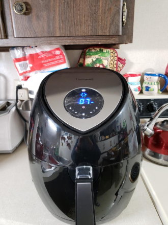 #Homgeek 1700W Digital Electric Air Fryer provides a healthy way for fry without/with little oil, low fat, low calories, help you to keep fit.