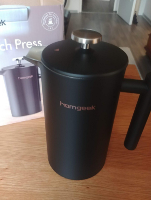 #Homgeek French Press Coffee Maker has a very pretty design. It is a good present for your friend or family.